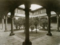 Casa de Oñate o de los Guzmanes (patio)