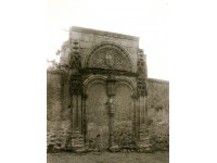 Santa Escolástica, puerta gótica (s.XV)