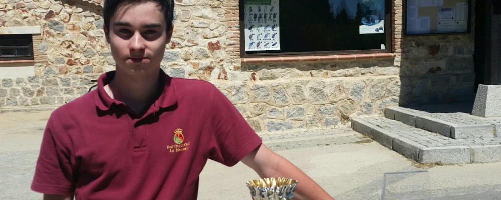 Álvaro Morales se hace con la IV edición del Open Naturávila Golf que ha reunido a 80 participantes
