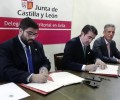 Foto de Junta y Diputación de Ávila firman un convenio para eliminar las escombreras ilegales de la provincia y establecer un sistema de recogida regular
