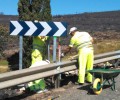 Foto de La Diputación Provincial de Ávila comienza a sustituir la señalética dañada en la carretera AV-P-514 por el incendio declarado en Gredos