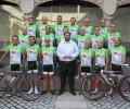 Foto de El presidente de la Diputación de Ávila recibe al Club Ciclista Amigos de Santiago en el 30º aniversario de su ciclomarcha