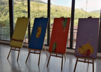 El programa de exposiciones itinerantes de la Diputación de Ávila lleva obras de Fernando Tejerizo a Casillas (2º Fotografía)