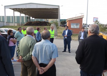 La Diputación de Ávila muestra las instalaciones del CTR a vecinos de Urraca Miguel (2º Fotografía)