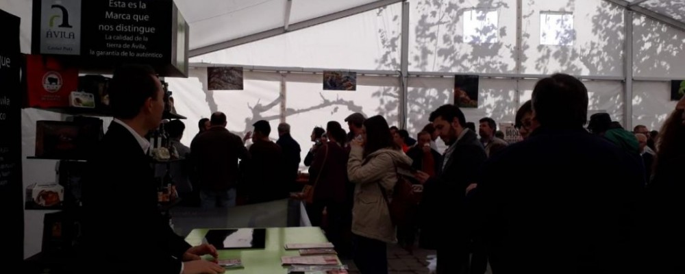 Ávila Auténtica muestra los productos de calidad de la provincia en las ferias de La Adrada y Casillas