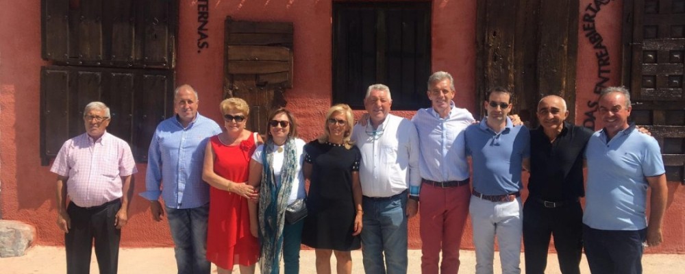La Diputación de Ávila, en la presentación del mural 'Puertas que se abren y se cierran' en El Oso