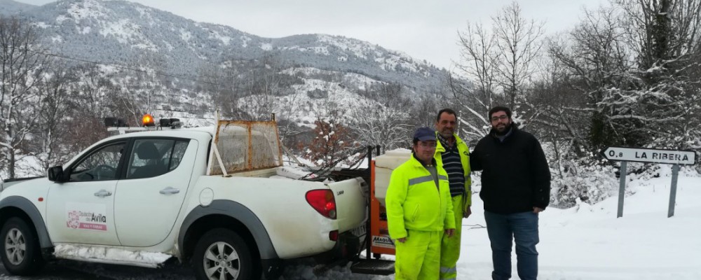 El operativo de vialidad invernal de la Diputación de Ávila actúa en 180 carreteras de la red provincial