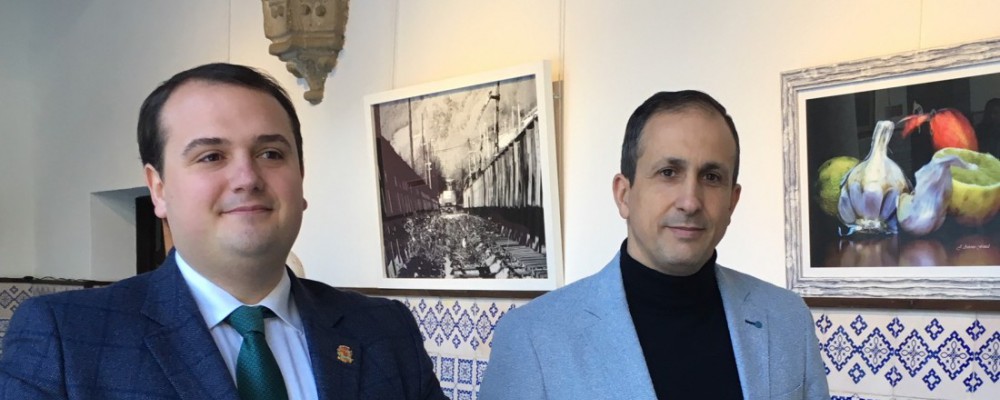 Jose Antonio Fontal muestra sus fotografías en color y en blanco y negro en el Torreón de los Guzmanes con el título 'Life is Art'