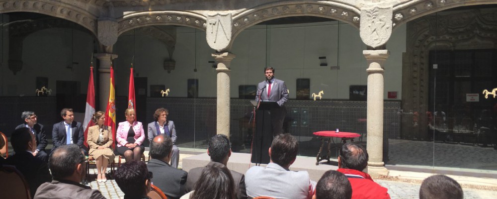 La Diputación acoge la imposición de la Medalla de plata del Colegio Oficial de Ingenieros Técnicos de Obras Públicas a Miguel Ángel Rivero