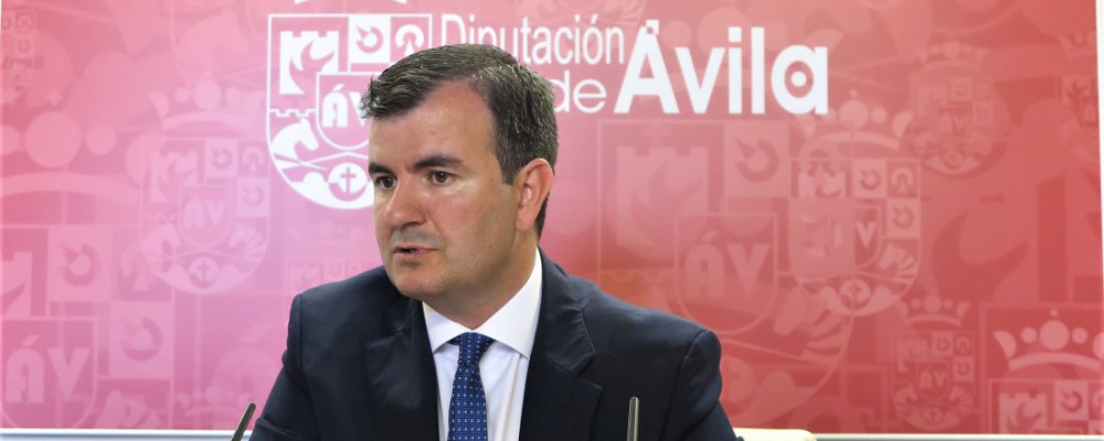 La Diputación de Ávila aumenta a 450.000€ las ayudas para arreglo de caminos agrarios en los municipios de la provincia
