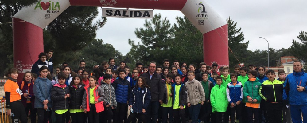 Atletas de Arévalo y El Barco de Ávila se llevan el campeonato provincial de campo a través de los Juegos Escolares