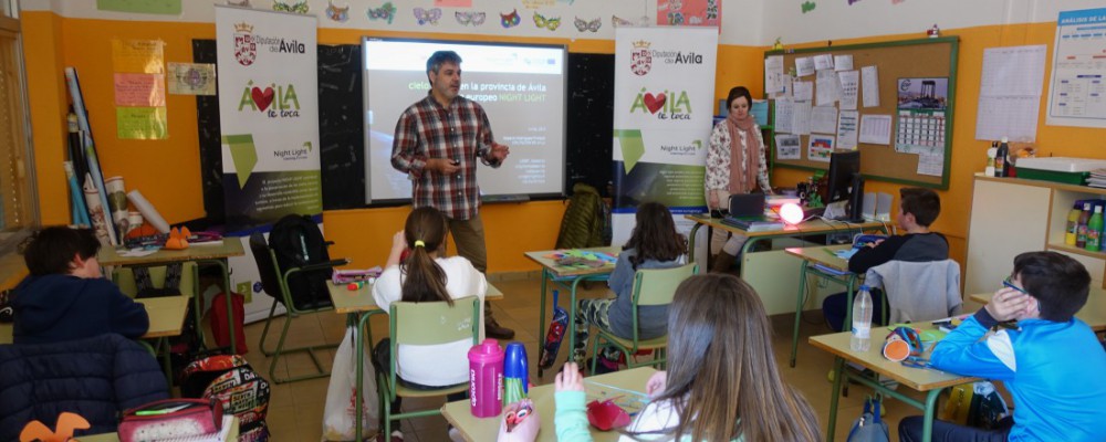 La Diputación de Ávila difunde el proyecto Night Light de protección de cielos oscuros entre más de 400 escolares de la provincia