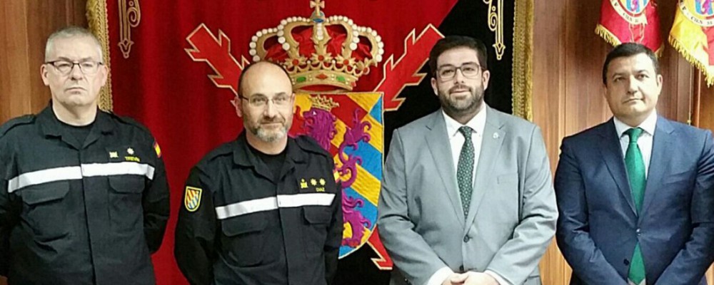 El presidente de la Diputación traslada a la UME en León su agradecimiento por la intervención en el incendio de Navalosa y Hoyocasero