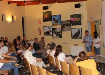 Empresarios y asociaciones conocen el proyecto Moveletur en la primera jornada del tour eléctrico en la provincia de Ávila (2º Fotografía)