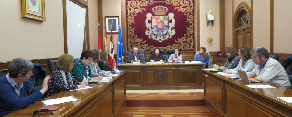 La Diputación de Ávila invitará a los ayuntamientos de la provincia a que se adhieran al programa espacios libres de violencia de género