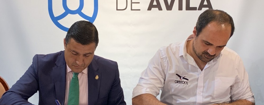 La Diputación firma un convenio de colaboración con Birding Ávila para la celebración de la II Feria Ornitológica de Castilla y León