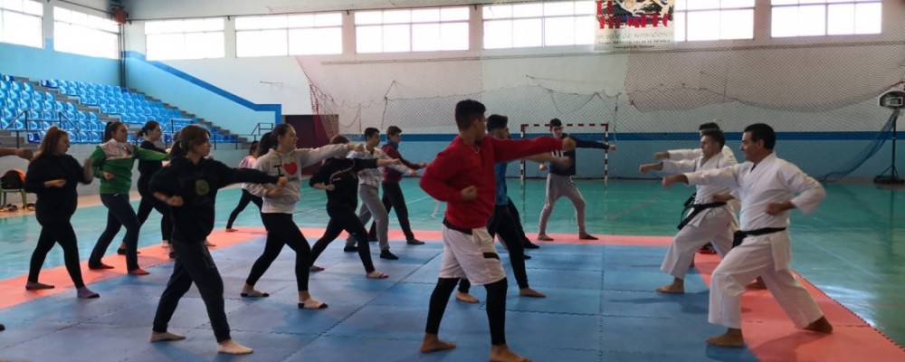 Los Juegos Escolares estrenan jornadas multideporte con la participación de medio centenar de alumnos de la provincia