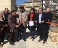 Foto de El presidente de la Diputación de Ávila inaugura el puente peatonal de Becedas, tras las obras de remodelación