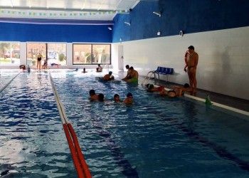 Casi 200 niños compiten entre Naturávila y Navaluenga en la Jornada de Juegos Escolares (2º Fotografía)