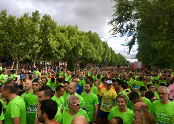 Cerca de 2.500 abulenses participan en la III Marcha de la AECC, con la Diputación como patrocinador principal (2º Fotografía)