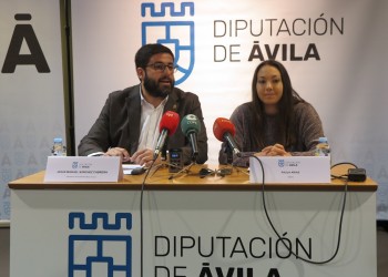 La Diputación de Ávila renueva el patrocinio deportivo con la tenista Paula Arias a través de la marca Ávila Auténtica (2º Fotografía)