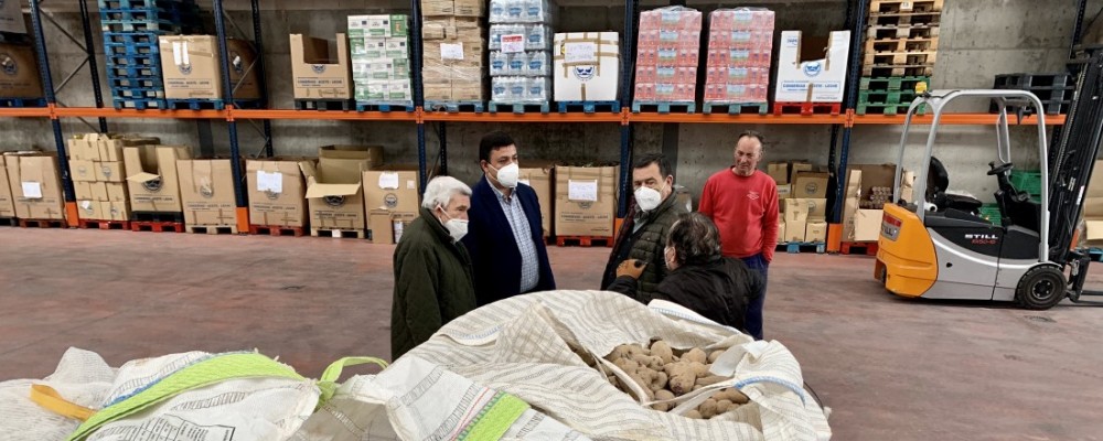 La Diputación colabora con el Banco de Alimentos gestionando la donación de 4,5 toneladas de patatas