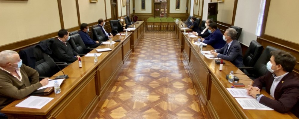 Presentan a las organizaciones agrarias el Informe Técnico de la Plataforma Logística Agroalimentaria