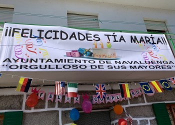 María Varas, vecina de Navaluenga, celebra su 110 cumpleaños con el homenaje de sus vecinos y las instituciones abulenses (4º Fotografía)