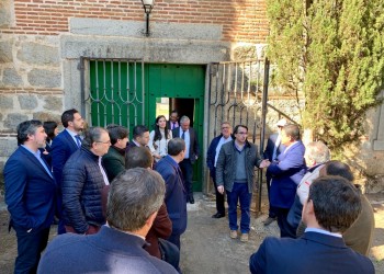 La Corporación visita Cebreros para “ser altavoz de las riquezas de la provincia” (3º Fotografía)