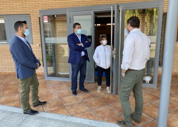 Carlos García: “La Diputación, como ya dijimos hace unos meses, está para ayudar cuando se la necesita” (2º Fotografía)