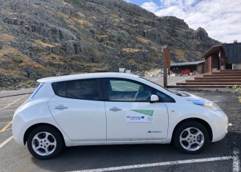 El vehículo eléctrico de la Diputación llevó la movilidad sostenible a Gredos en agosto (2º Fotografía)