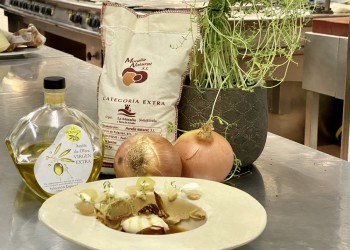El 'Caldo untuoso de cebolla con garbanzos y queso', de Diana Díaz, es la mejor receta de 2020 elaborada con productos de Ávila Auténtica (2º Fotografía)