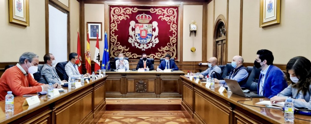 La puesta en marcha del servicio y de los parques de bomberos, asunto principal de la tercera reunión del Plan Provincial de Emergencias