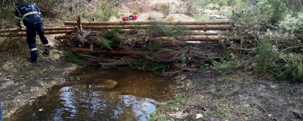 Fajinas forestales para proteger acuíferos y captaciones de agua frente al arrastre de cenizas