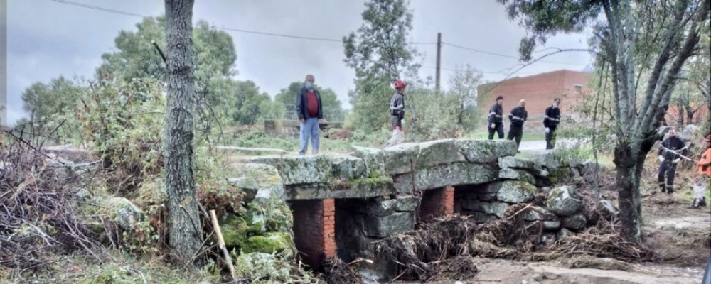 Más de cien operarios de la Diputación se despliegan para limpiar los destrozos causados por las lluvias