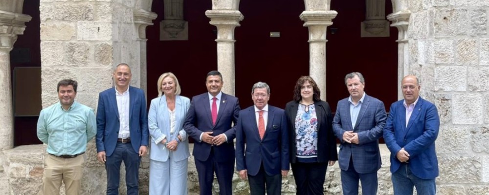 El presidente participa en una jornada de trabajo de ‘Sabores Provinciales’ en Burgos