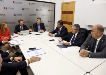 Carlos García reclama en La Palma “mayor gestión de los Fondos Europeos” y subraya el papel de las diputaciones ante catástrofes (3º Fotografía)