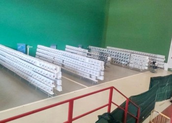 El Concurso Ornitológico de FEORCALE atrae en Arévalo a 1.350 pájaros de toda Castilla y León (4º Fotografía)
