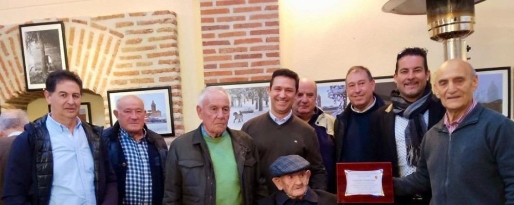 Homenaje de la Diputación y dos ayuntamientos a Eleuterio Gutiérrez por su centenario
