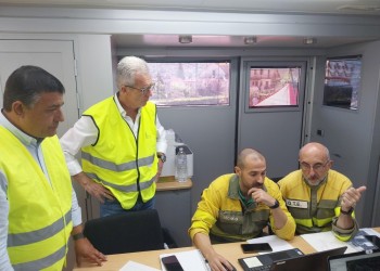 La Diputación, presente en el operativo que combate el incendio de Cuevas del Valle