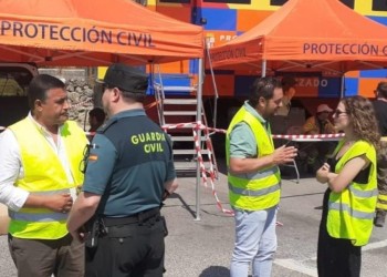 La Diputación valora el “impresionante trabajo y despliegue que ha permitido el control del fuego en el Tiétar” (3º Fotografía)