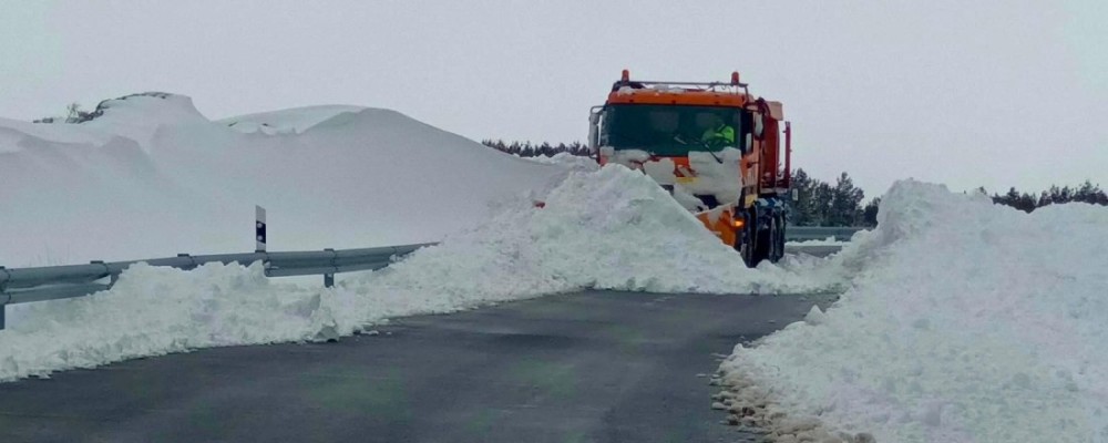 El dispositivo de vialidad invernal limpia de nieve 690 kil&oacute;metros de la red de carreteras provinciales