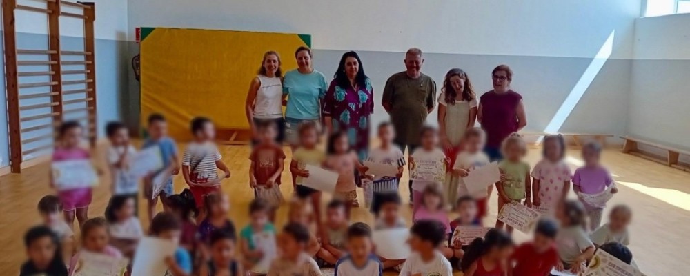 Medio centenar de escolares participan en el I Concurso de Dibujo de la Diputaci&oacute;n sobre familia e igualdad
