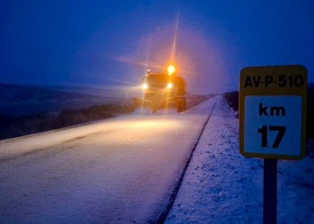 711 kilómetros de la red de carreteras de la Diputación, tratados frente a nieve y hielo durante el miércoles