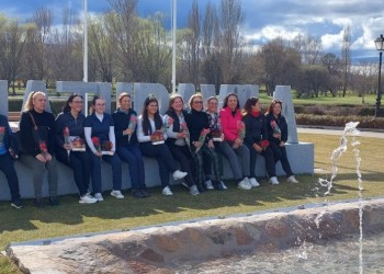 60 golfistas conmemoraron el D&iacute;a de la Mujer con un torneo en Natur&aacute;vila