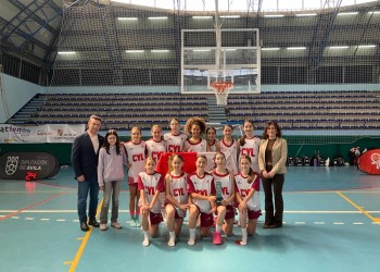 Espectáculo y éxito de público en el Torneo Autonómico de Minibasket celebrado en Arévalo