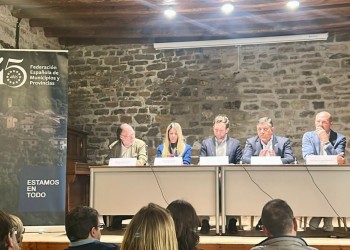 Garc&iacute;a debate el futuro del medio rural en el V Congreso de Desarrollo Rural y Despoblaci&oacute;n en Huesca