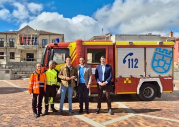 La Diputaci&oacute;n cede el uso de una automboba a la Agrupaci&oacute;n de Protecci&oacute;n Civil de Maello