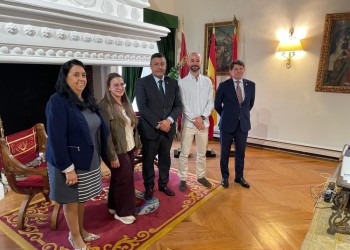 Dos terapeutas ocupacionales se incorporan como funcionarios de carrera en el Centro Infantas