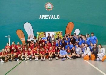 El Tiemblo arrasa en las Finales de Voleibol de los Juegos Escolares Provinciales